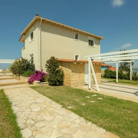 Magnificent Seascape On A Secluded Νέα Μουδανιά