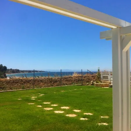 Σπίτι διακοπών Magnificent Seascape On A Secluded Νέα Μουδανιά